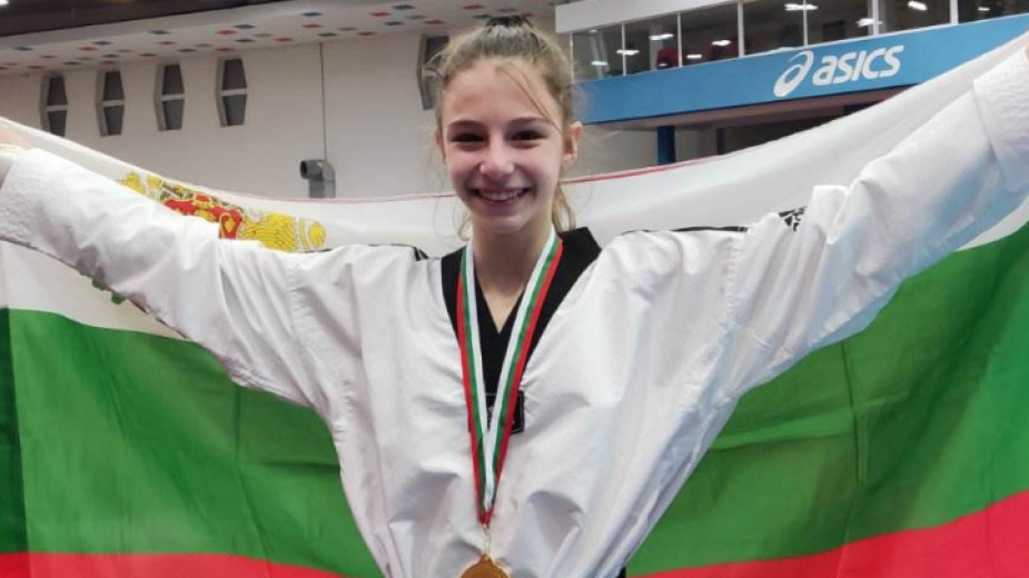 Дея Пеева на европейското по таеклондо