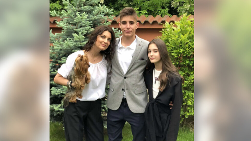 Светослава Лазарова