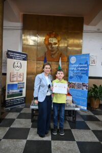 награждаване на ученици от Второ ОУ за успехи RodnaVest