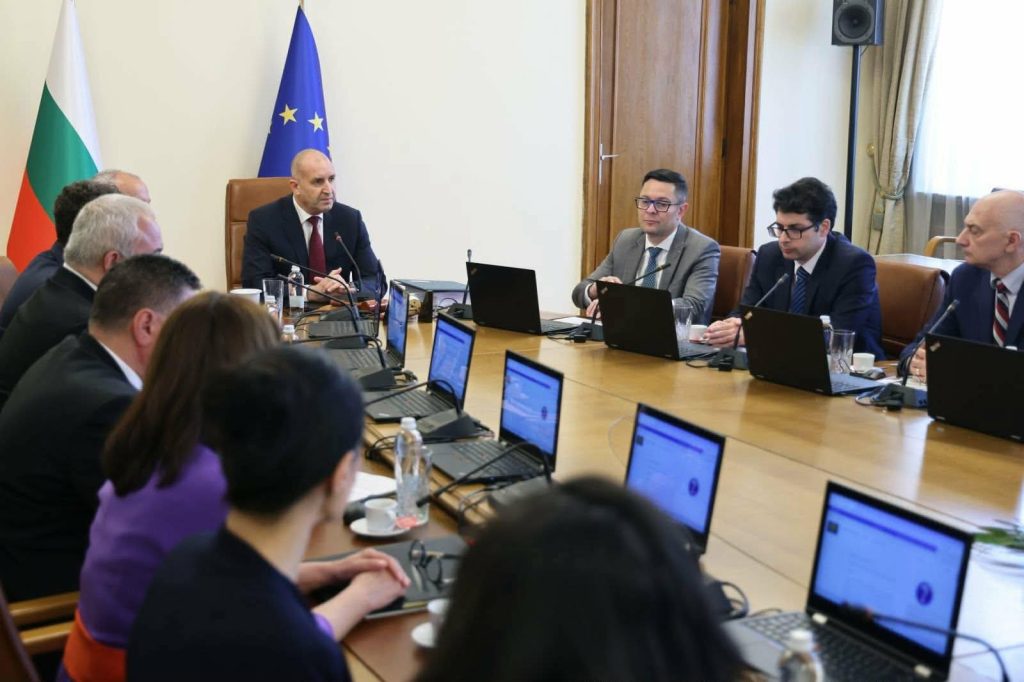 Румен Радев по време на изявление