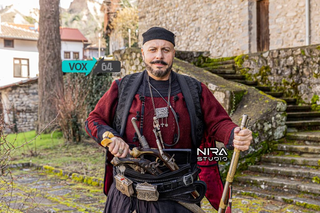 Фолклорна формация „Русалии“ от Петрич по време на изпълнение