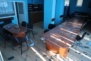 Потрошеният офис на ДПС в Благоевград