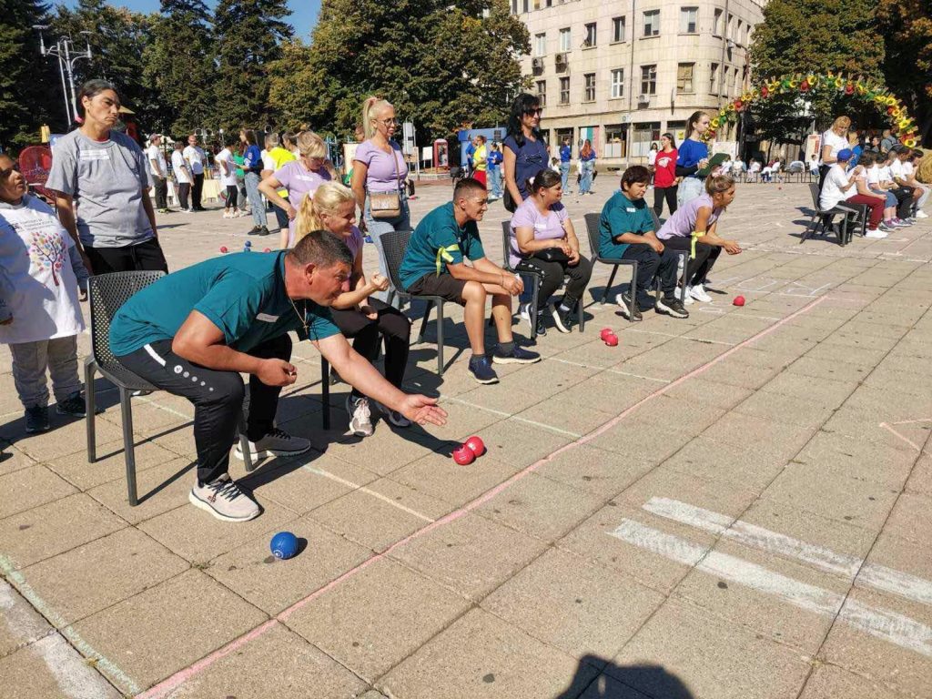 Участници от Благоевград на турнир по боча в Кюстендил