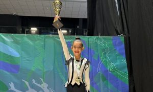 Емили Карамитова от Сандански с медали от състезания по гимнастика